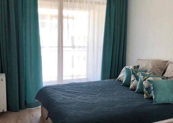 Elk Apartment | Ełk Vacation Apartment: Oceanfront Retreat with Top Amenities