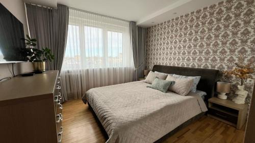 Siauliai Apartment | Exceptional E D Arena View Apartment - Perfect for Families