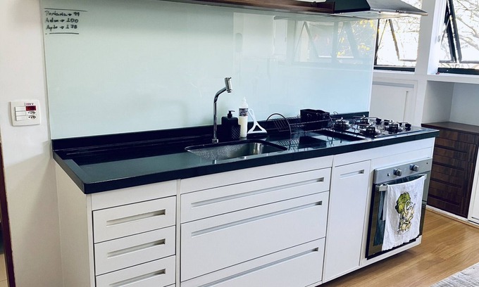Guarulhos Apartment | Comfortable E32 Apartment Near Guarulhos Airport with Kitchen