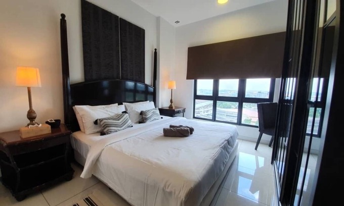 Shah Alam Condo | Comfortable E52 Alpha LaVista Suite with Pool & Spa