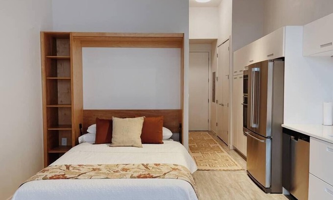 Oshkosh Apartment | Prime 1 BR Studio in Downtown Oshkosh - Rated 9/10