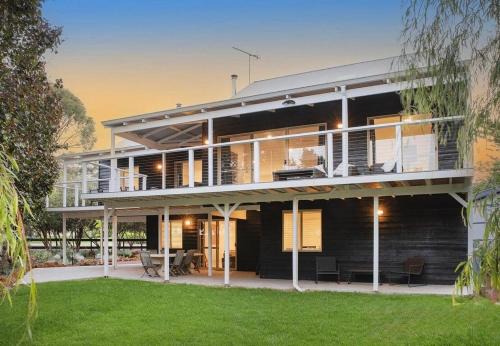 Eagle Bay House | Eagle Bay Summerhaus