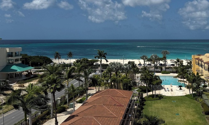Oranjestad-West Condo | Prime Eagle Beach Penthouse with Rooftop Terrace & Ocean View
