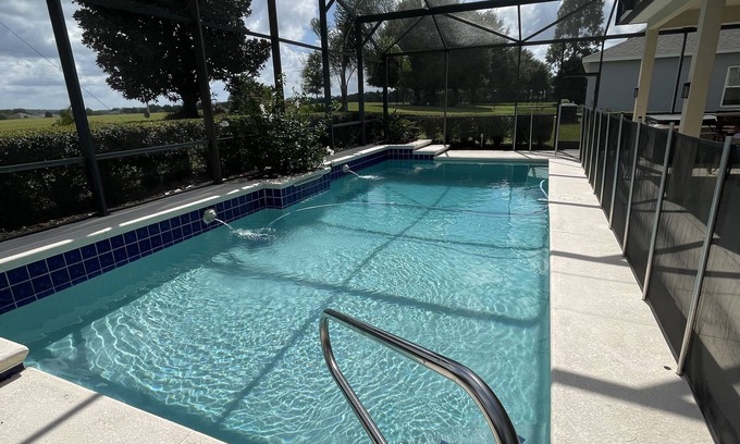 Eustis House | Discover Eagle Dunes: Ideal for Orlando and Daytona Fun