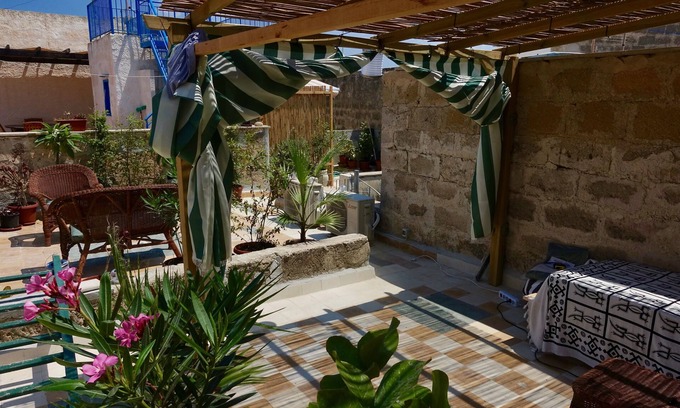 Favignana Apartment | Relaxing Eagle Nest Retreat by Favignana's Beach