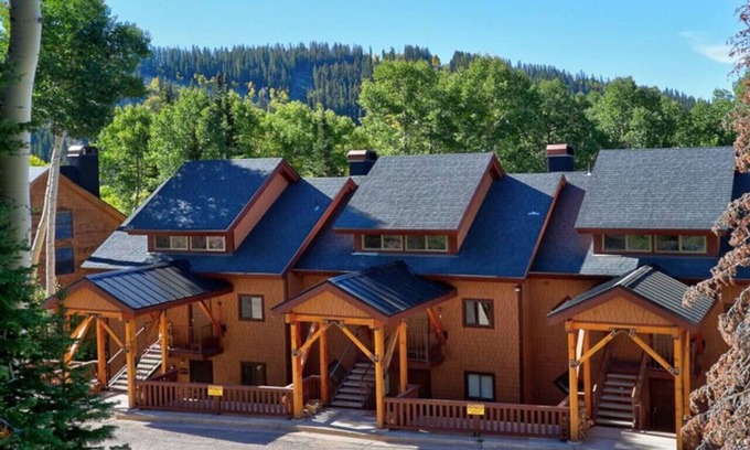 Beaver Condo | Guest Rated 9.8: Eagle Point Ski Resort Wooded Ridge Condos