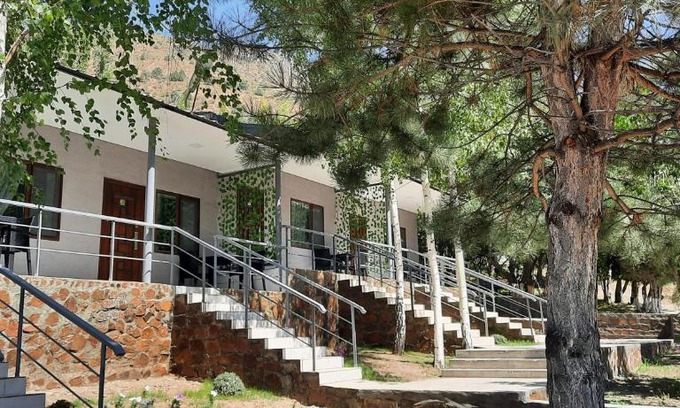 Uzbekistan Cabin | Discover Eagle Rock Nature Lodge with Oceanfront Amenities