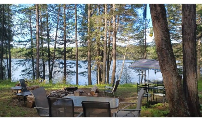 Olney RV Rental | Cozy Eagles Nest Cabin with Pool and Lake View Retreat