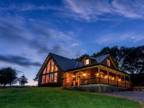 Carrowkennedy House | Pet-Friendly Eaglewood Lodge with Ocean Views & Hot Tub