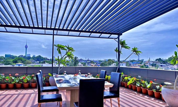 Colombo 09 Hotel | Discover Earl's Red Colombo: Family-Friendly Comfort Awaits
