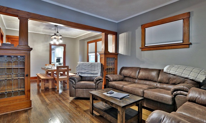 Southeast Omaha House | Historic Bancroft Belle - Walk to Zoo & Family-Friendly Amenities