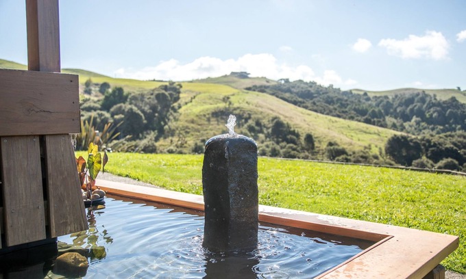Waitakaruru Cabin | Relaxation Retreat at Earth Energies Sanctuary with Spa & Pool