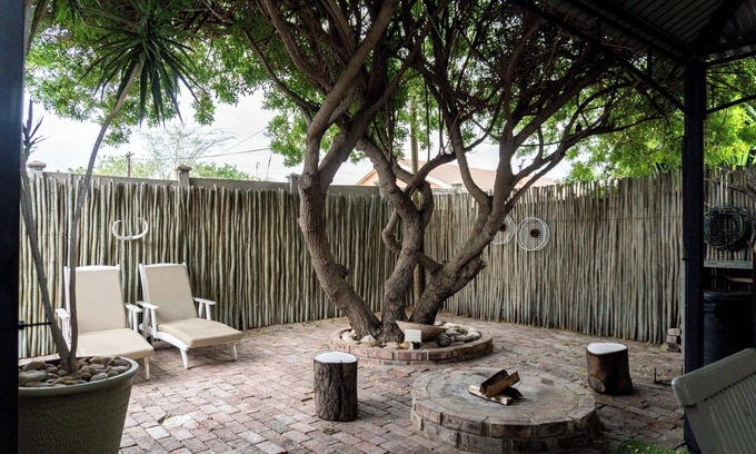 Oudtshoorn Bed & Breakfast | Exceptional Earthbound B&B: 4-Star Stay with Pool & Dining