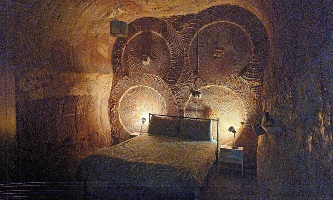 Coober Pedy House | Unique Underground Retreat at The Green Door Dugout