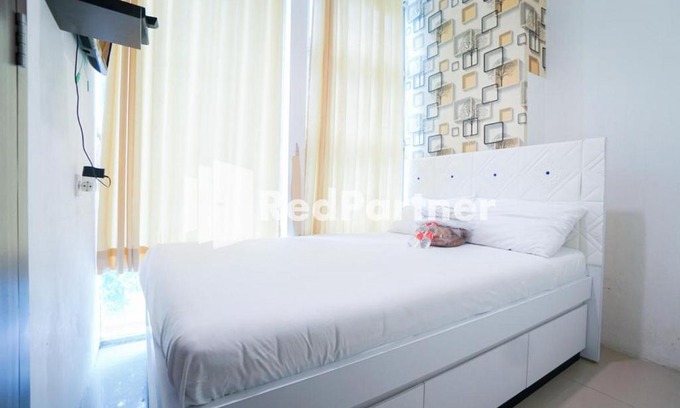 Bendungan Hilir Hotel | Budget-Friendly Stay at Eascot Hotel Mitra RedDoorz