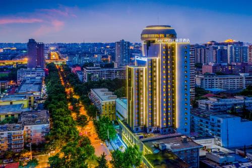 Xi’an City Center Hotel | Ease Hotel · Yi (Xi’an Bell and Drum Tower Xiaozhai Datang Everbright City)