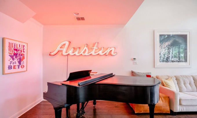 Holly House | Elegantly Designed Home with Private Pool Near Downtown