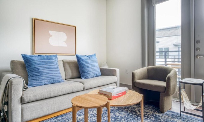 Govalle Apartment | Modern East Austin 1BR with Pool, Gym & Pet-Friendly Perks