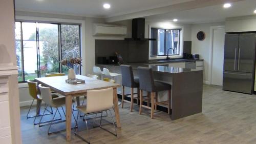 Orford House | Serene East Coast Hideaway Beach Retreat with Ocean Views
