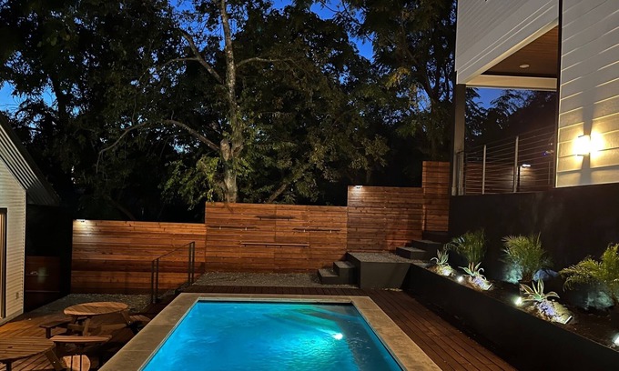 Blackshear-Prospect Hill House | East Downtown Stay with Hot Tub & Family-Friendly Amenities