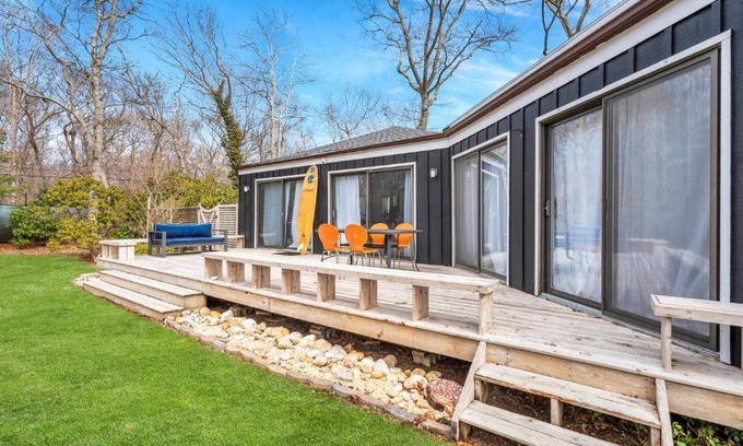 Springs House | Discover East Hampton Springs Haven: Family-Friendly Retreat