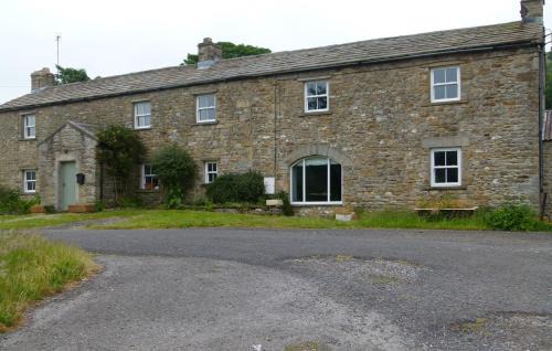 Newbiggin-in-Bishopdale House | Pet-Friendly Retreat at East Lane Barn - Rated 9.8/10
