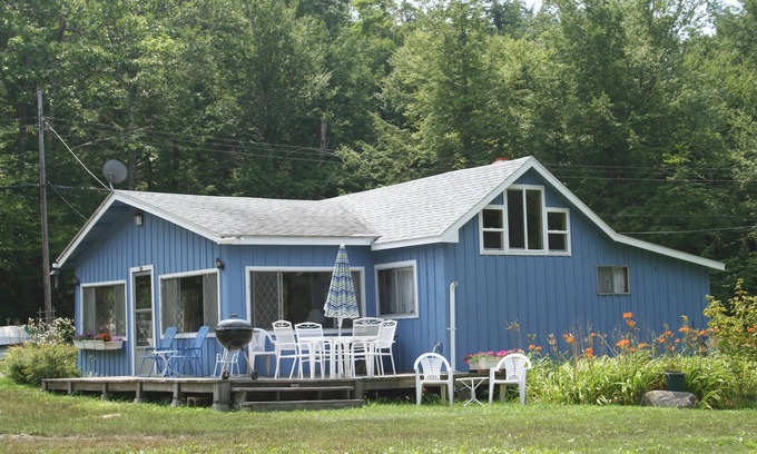 Otis Cottage | Pet-Friendly Waterfront Cottage with Spectacular Lake Views