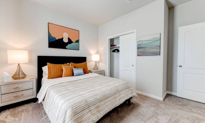Temple House | East Temple Spacious Second Home for Workers