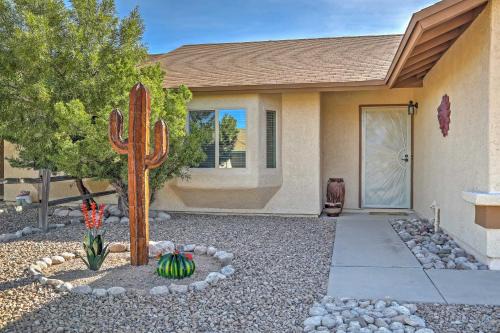 Coyote Corridor House | Pet-Friendly East Tucson Retreat with Private Fire Pit