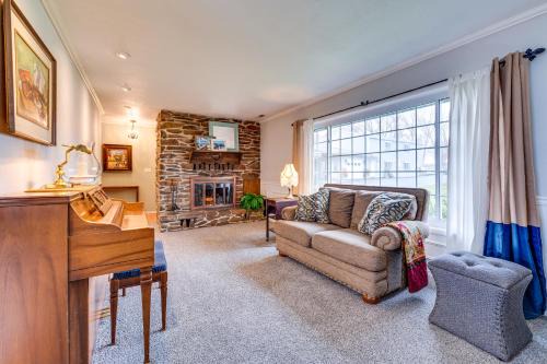 East Wenatchee House | Family-Friendly Retreat Near Columbia River in East Wenatchee