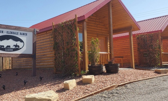 Glendale Cabin | Top-Rated East Zion-Glendale Ranch Cabin with Ocean View