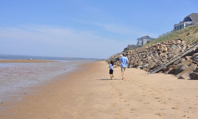 Campground Landing House | Cozy Eastham Cottage Just 300 Yards from Private Beach