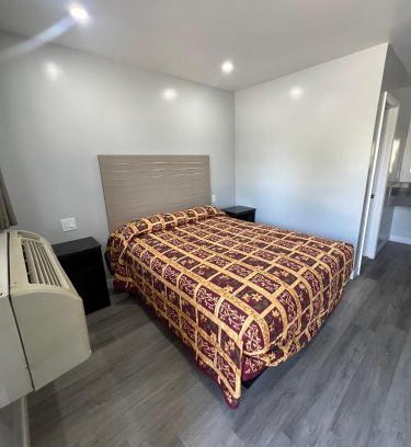 Downtown Los Angeles Hotel | Budget-Friendly Eastsider Motel in Vibrant Downtown LA