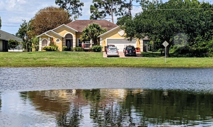 Port Saint Lucie House | Convenient Getaway with Lake Views & Beach Access Nearby