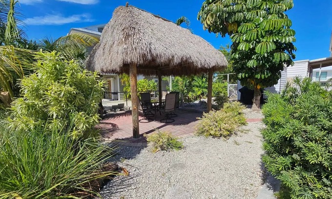 Pine Channel Estates House | Convenient Access to Keys Water & Close to Key West Fun!
