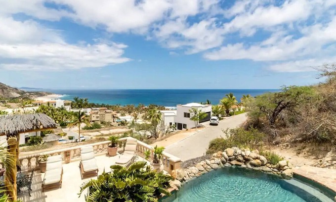 Rancho Cerro Colorado Apartment | Unbeatable Access to South Palmilla Beach with Great Amenities