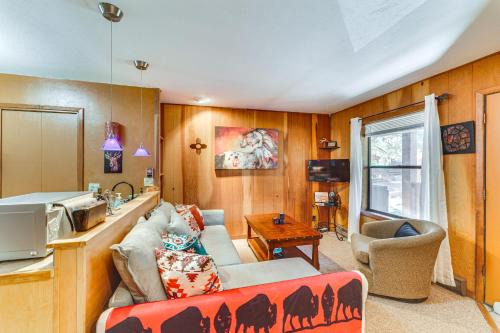 Angel Fire Apartment | Cozy Angel Fire Condo with Fireplace, Steps to Ski Lift!