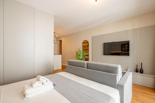 Vila Congonhas Apartment | Prime Studio Stay with Pool and Free Parking in Campo Belo