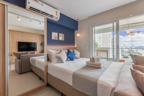 Vila Congonhas Apartment | Bright Studio Retreat with Private Pool in Campo Belo