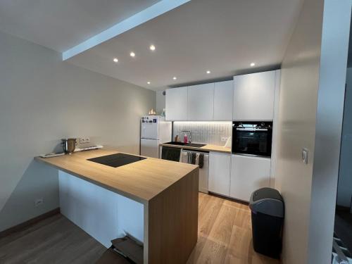 7th Arrondissement Apartment | Easy stay in Lyon