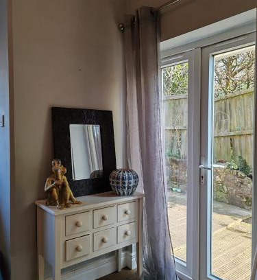 Royal Tunbridge Wells Apartment | Easy too stay Molyneux Park road