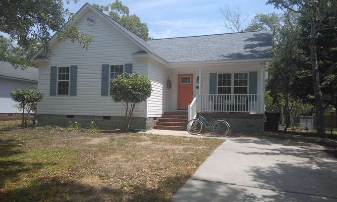 Tranquil Harbour House | Prime Location: Beach Access, Pool & Family-Friendly Fun
