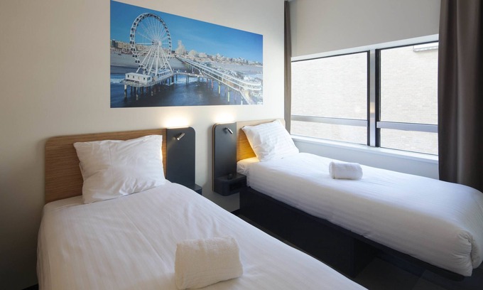 Scheveningen Badplaats Hotel | Explore easyHotel: Family-Friendly Stay by Scheveningen Beach