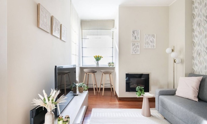 Tre Torri Apartment | Discover Easyife: Furnished Flat Near Arco della Pace