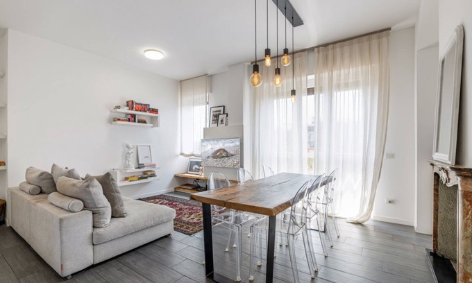 Ticinese Apartment | Discover Easylife: Comfort with Terrace in Pta Romana