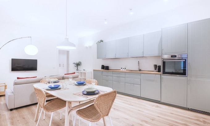 Lazzaretto Apartment | Stay in Comfort at Easylife Apartment, Porta Venezia