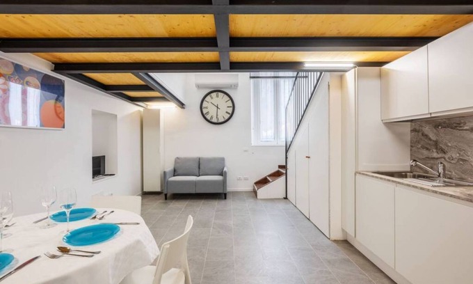 Porta Genova Apartment | Discover Easylife: Cozy Studio by the Navigli River