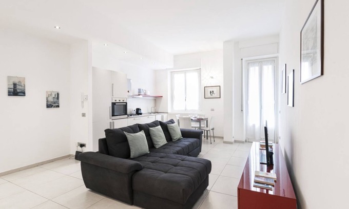 Loreto Apartment | Easylife - Cozy flat in NoLo area