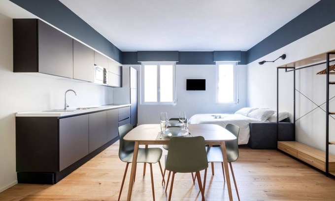 Zona Risorgimento Apartment | Relax at Easylife: Cozy Studio with Spa in Risorgimento