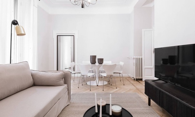 Guastalla Apartment | Relaxing Retreat at Easylife - Balcony Residence in Pta Vittoria